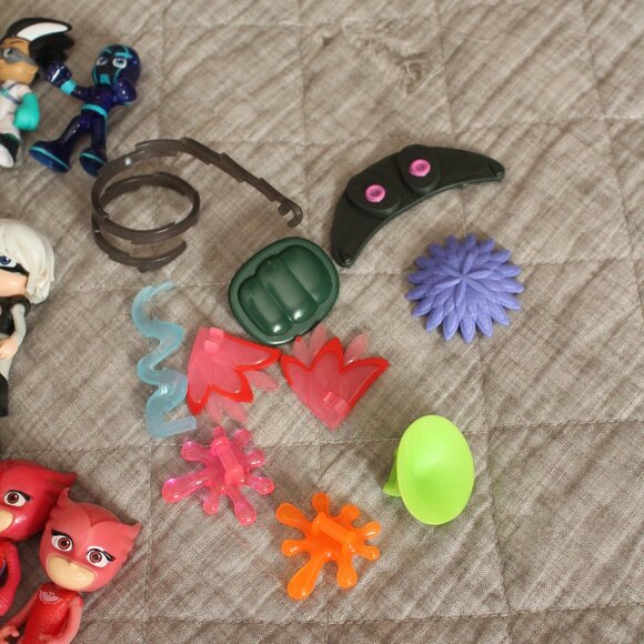 Large Lot of PJ Masks Characters Cat Boy Owlette Gecko - Picture 6 of 6